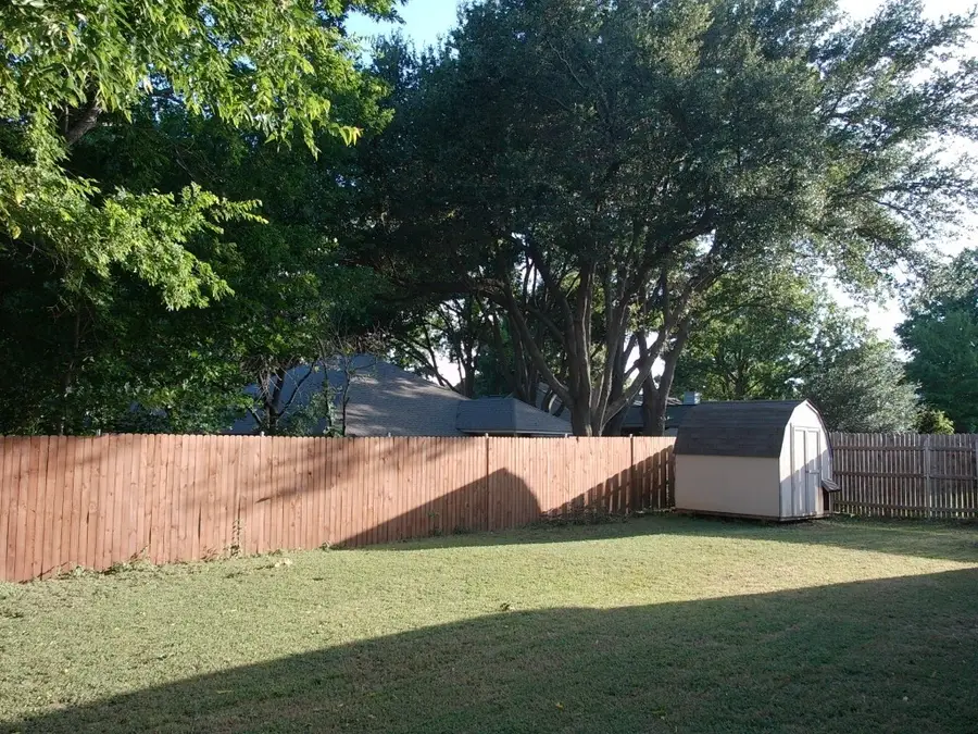 6808 Greenleaf Drive, North Richland Hills, TX 76182 - #2