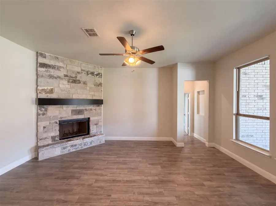 1530 Woodmere Drive, Krum, TX 76249 - #3
