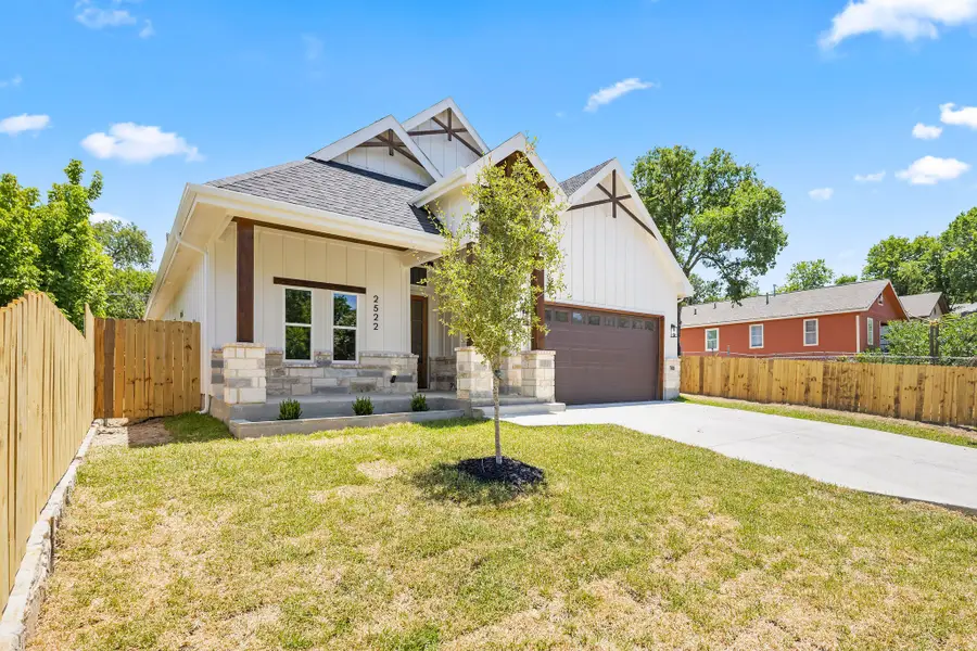 2522 Lincoln Avenue, Fort Worth, TX 76164 - #3
