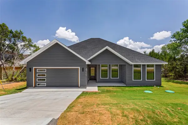 4711 Elizabeth Street, Granbury, TX 76048