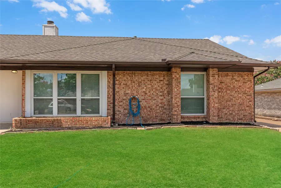 2429 Chestnut Way, Bedford, TX 76022 - #2