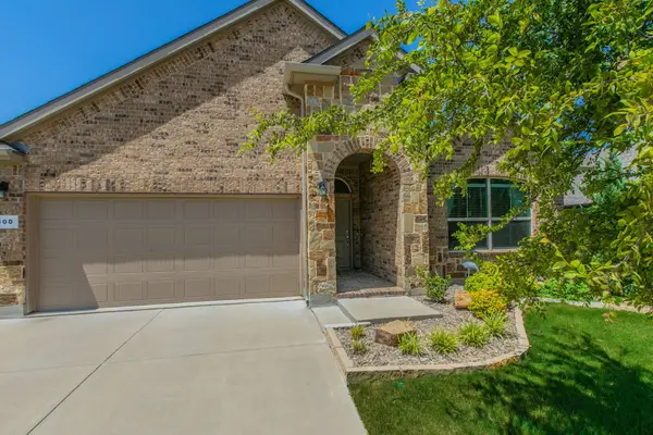 500 Smart Strike Trail, Granbury, TX 76049