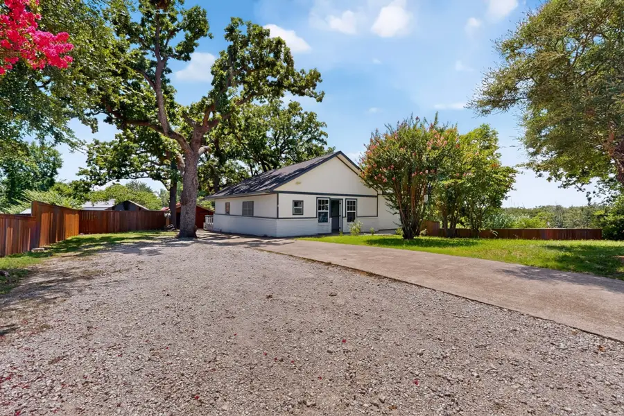 908 W Heron Street, Denison, TX 75020 - #3