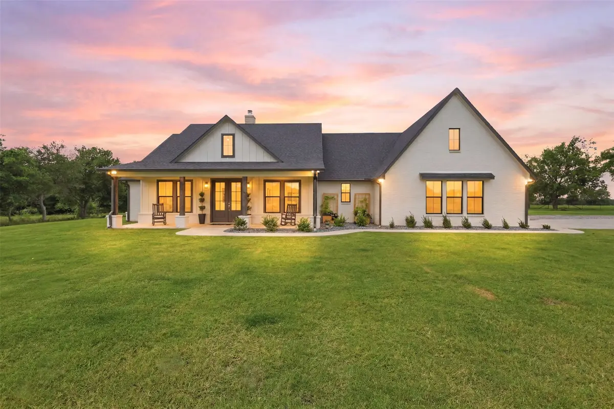8322 Fm 512, Wolfe City, TX 75496 - #1