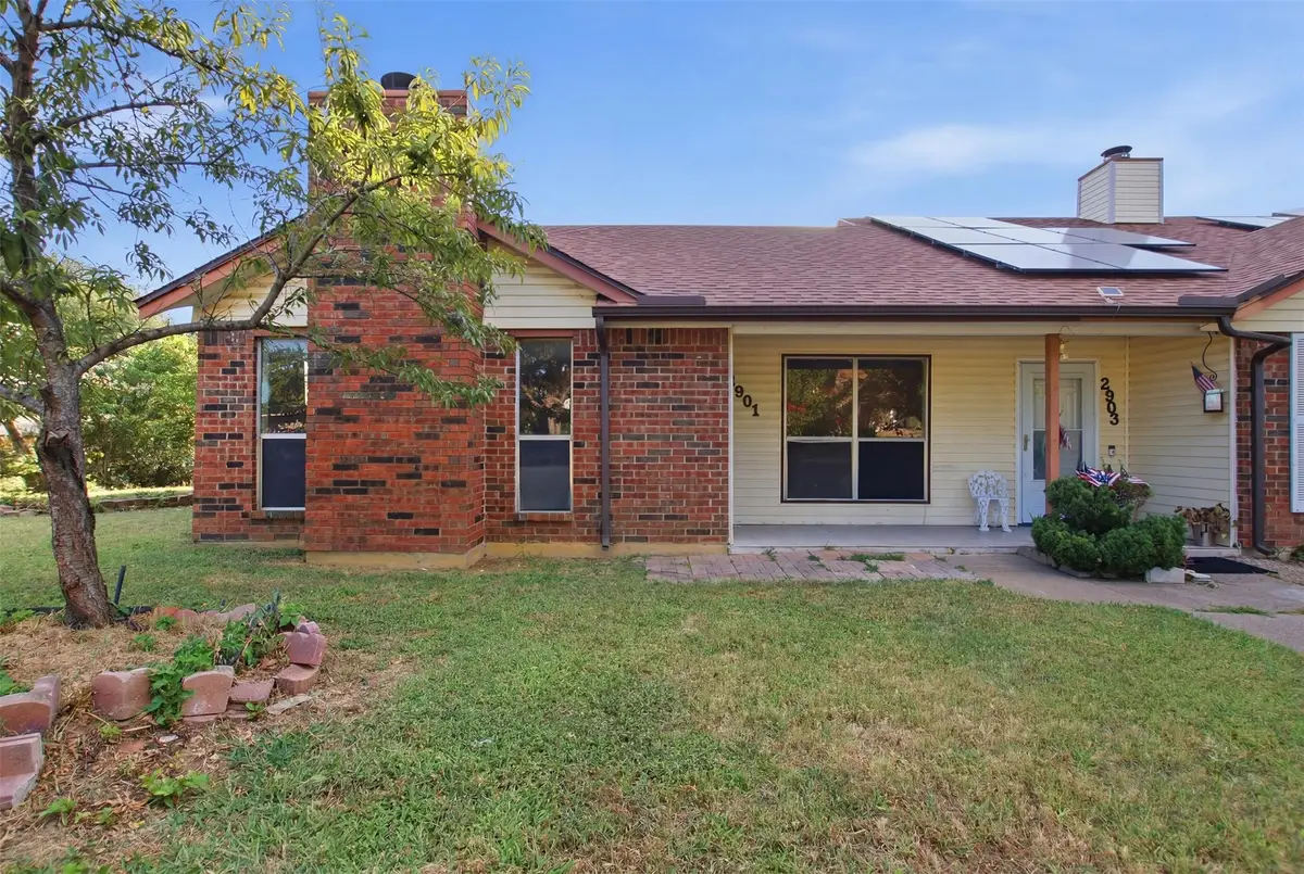 2901 Kathleen Lane, Euless, TX 76039 - #1