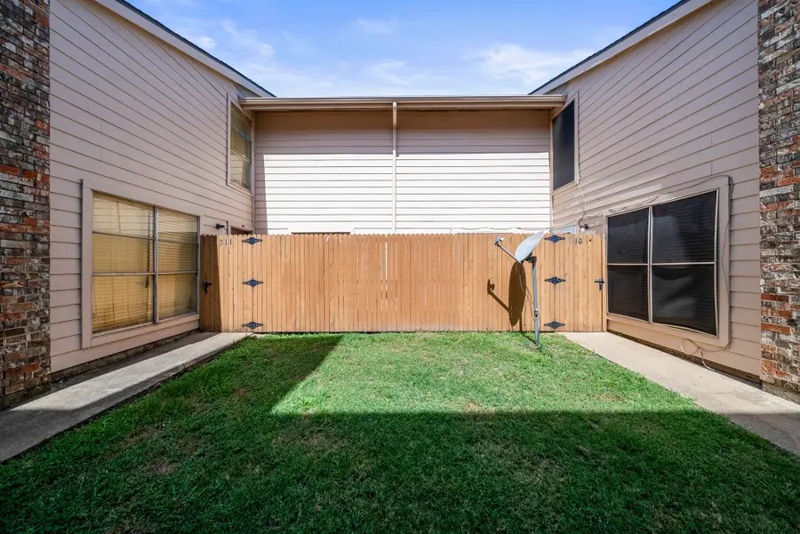 5516 Boca Raton Boulevard #310, Fort Worth, TX 76112 - #3