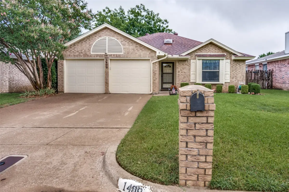 1409 Lincolnshire Way, Fort Worth, TX 76134 - #1