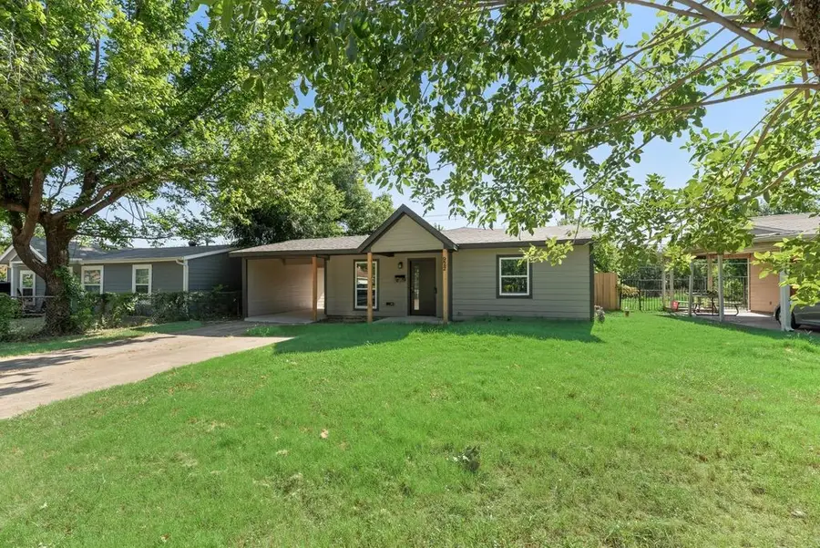 922 NE 33rd Street, Grand Prairie, TX 75050 - #3