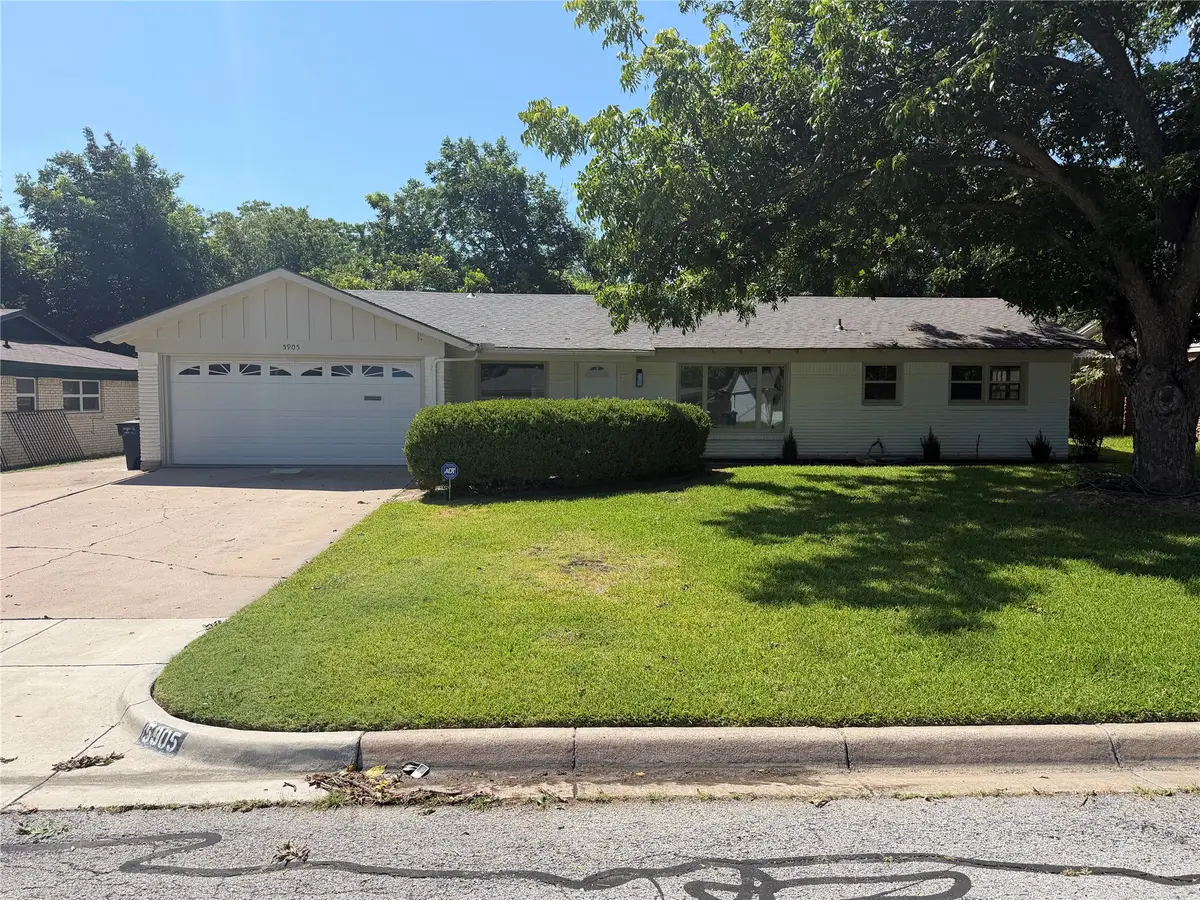 5905 Walraven Circle, Fort Worth, TX 76133 - #1