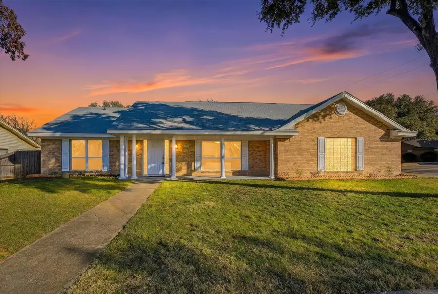 3301 Peachtree Lane, Pantego, TX 76013 - #2