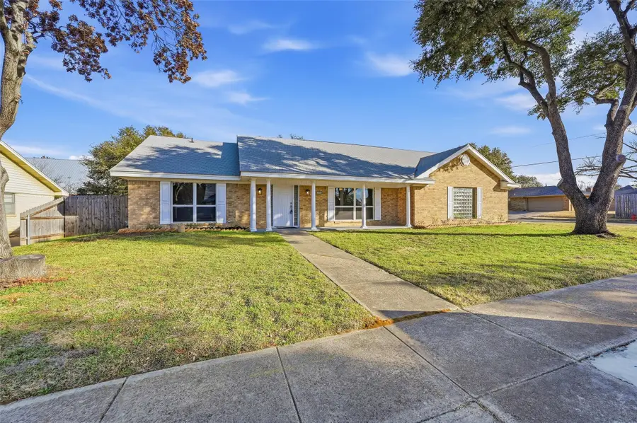 3301 Peachtree Lane, Pantego, TX 76013 - #3
