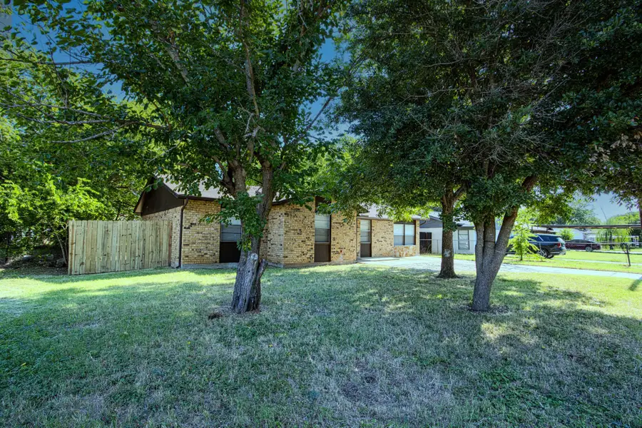 1205 SE 14th Street, Mineral Wells, TX 76067 - #3