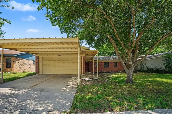 6641 Fair Meadows Drive, Watauga, TX 76148