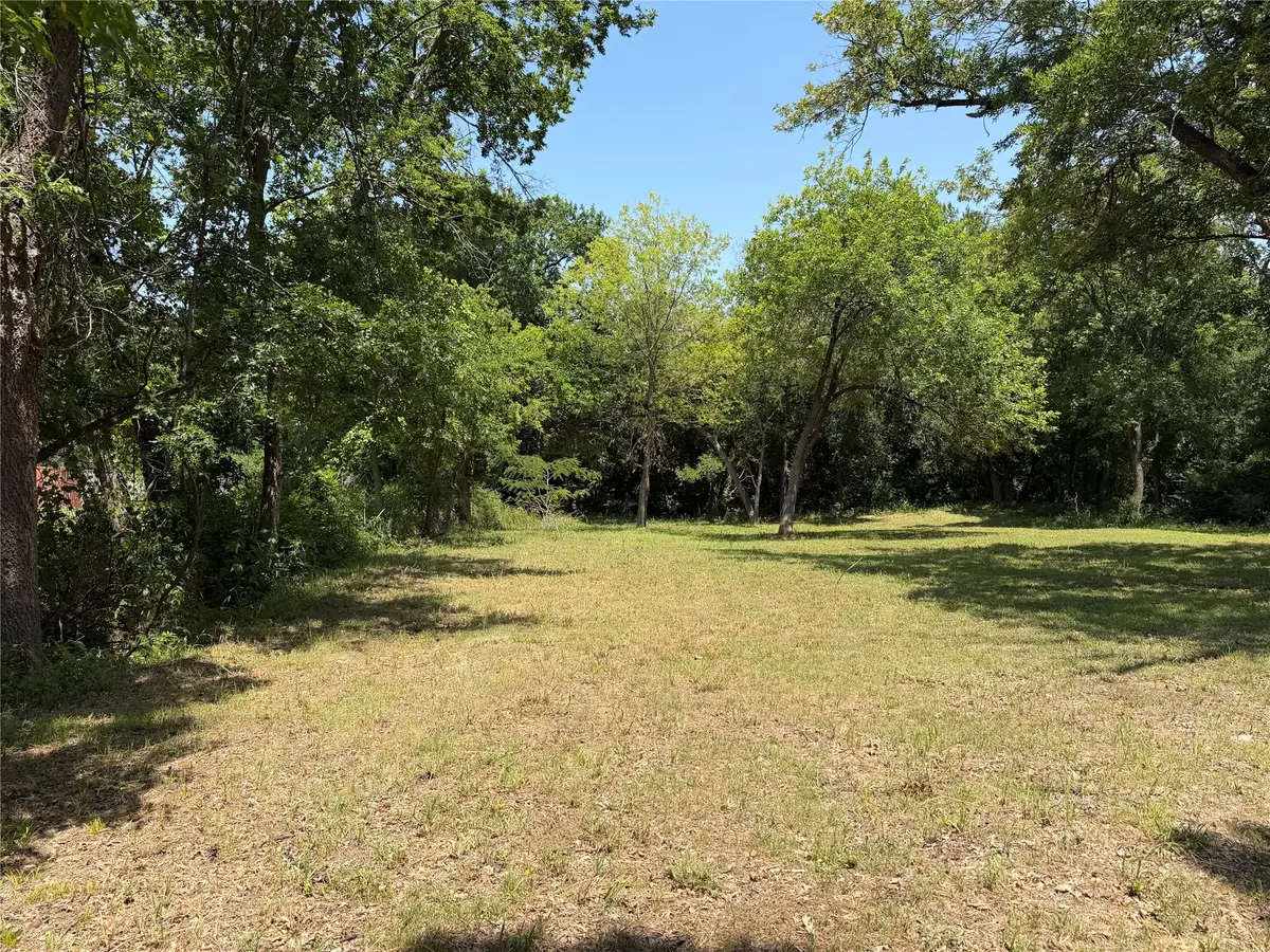 901 S Bryant Avenue, Sherman, TX 75092 - #1