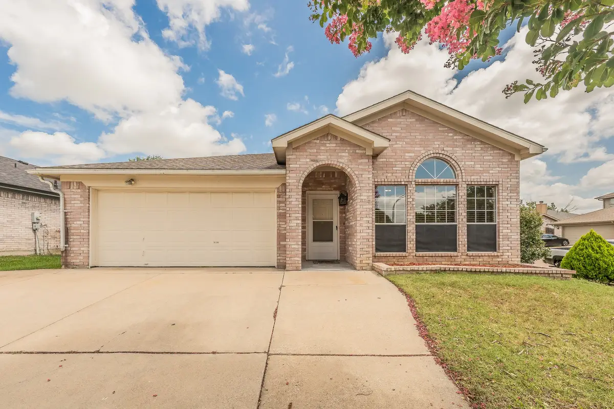 10212 Brea Canyon Road, Fort Worth, TX 76108 - #1