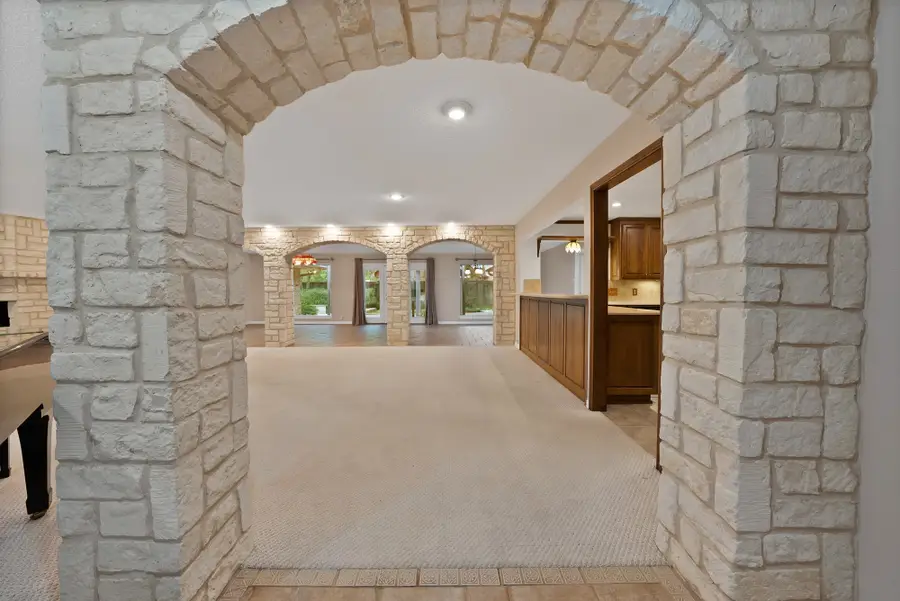 1008 Loch Lomond Drive, Arlington, TX 76012 - #3