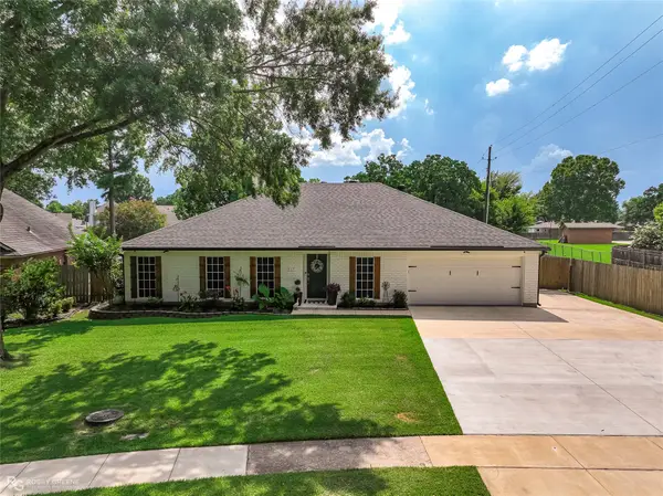 517 Parklane Drive, Bossier City, LA 71111