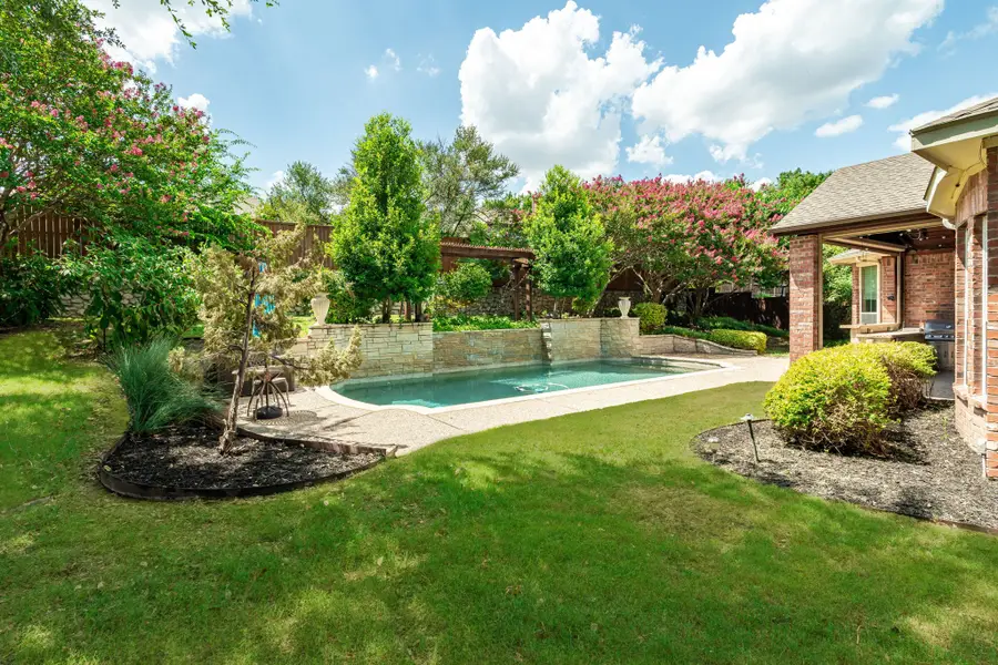 708 Hackberry Ridge Drive, McKinney, TX 75072 - #2