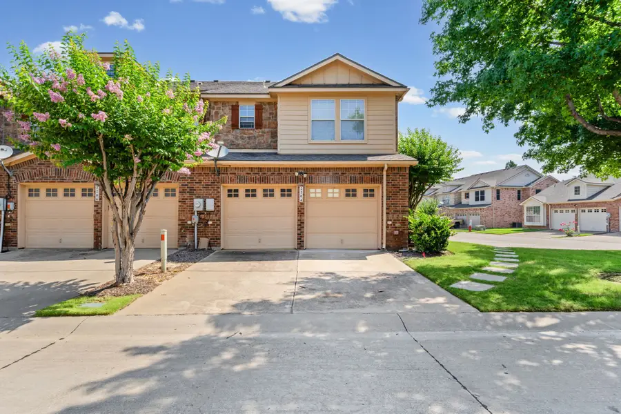 2204 Canterbury Park Drive, Grand Prairie, TX 75050 - #2
