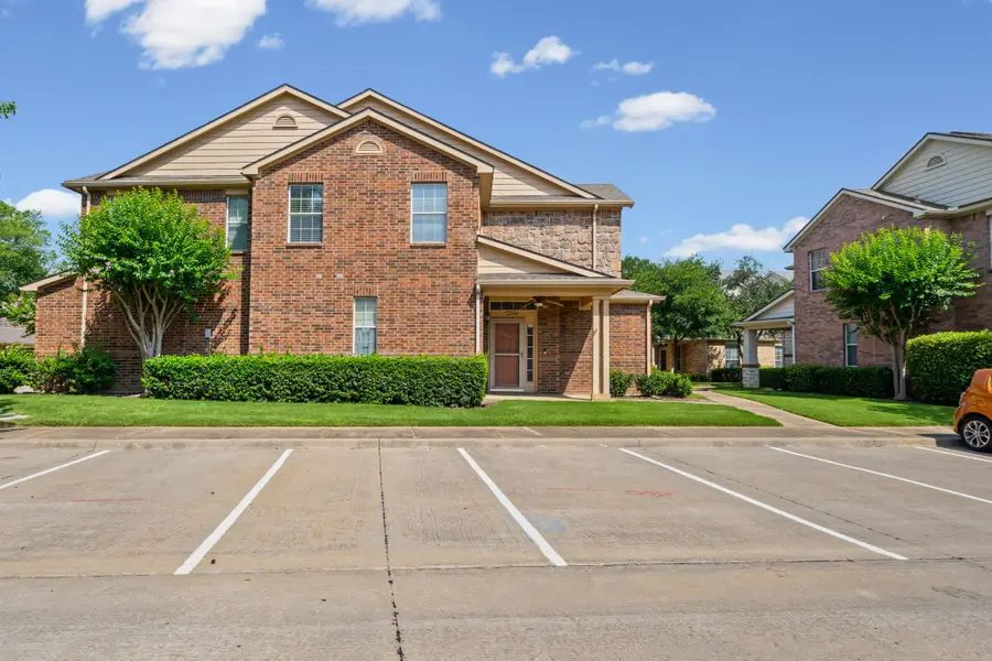 2204 Canterbury Park Drive, Grand Prairie, TX 75050 - #3