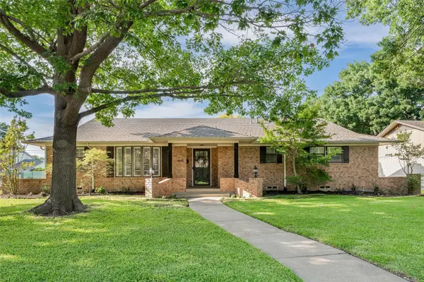 1310 Chickasaw Drive, Richardson, TX 75080