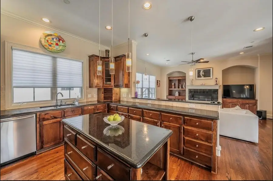 3827 Holland Avenue #B, Dallas, TX 75219 - #3