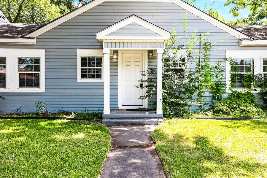 3901 Moulton Street, Greenville, TX 75401 - #2