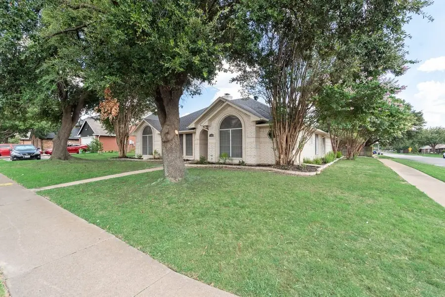 7400 Chapman Drive, North Richland Hills, TX 76182 - #2