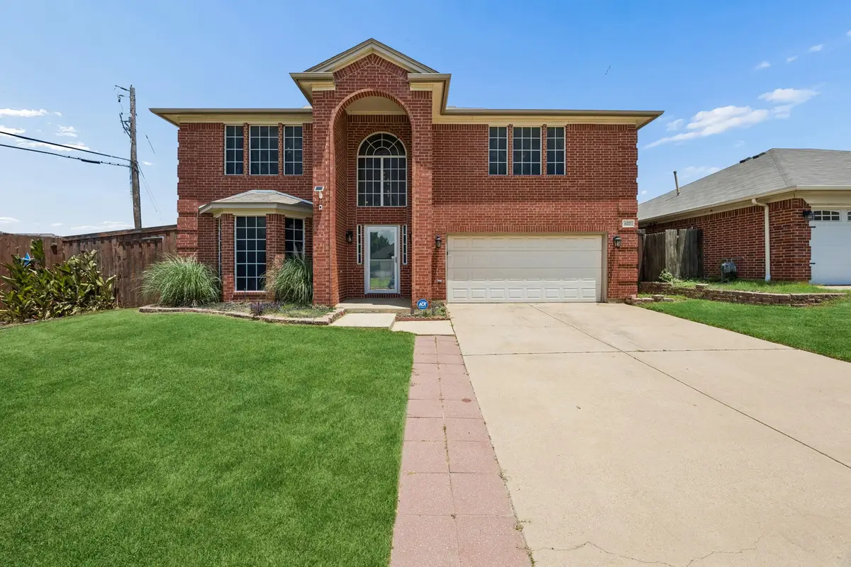 4217 Bent Oaks Drive, Arlington, TX 76001 - #1