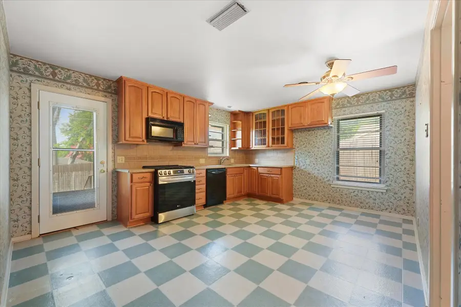 849 Berkinshire Drive, Dallas, TX 75218 - #3