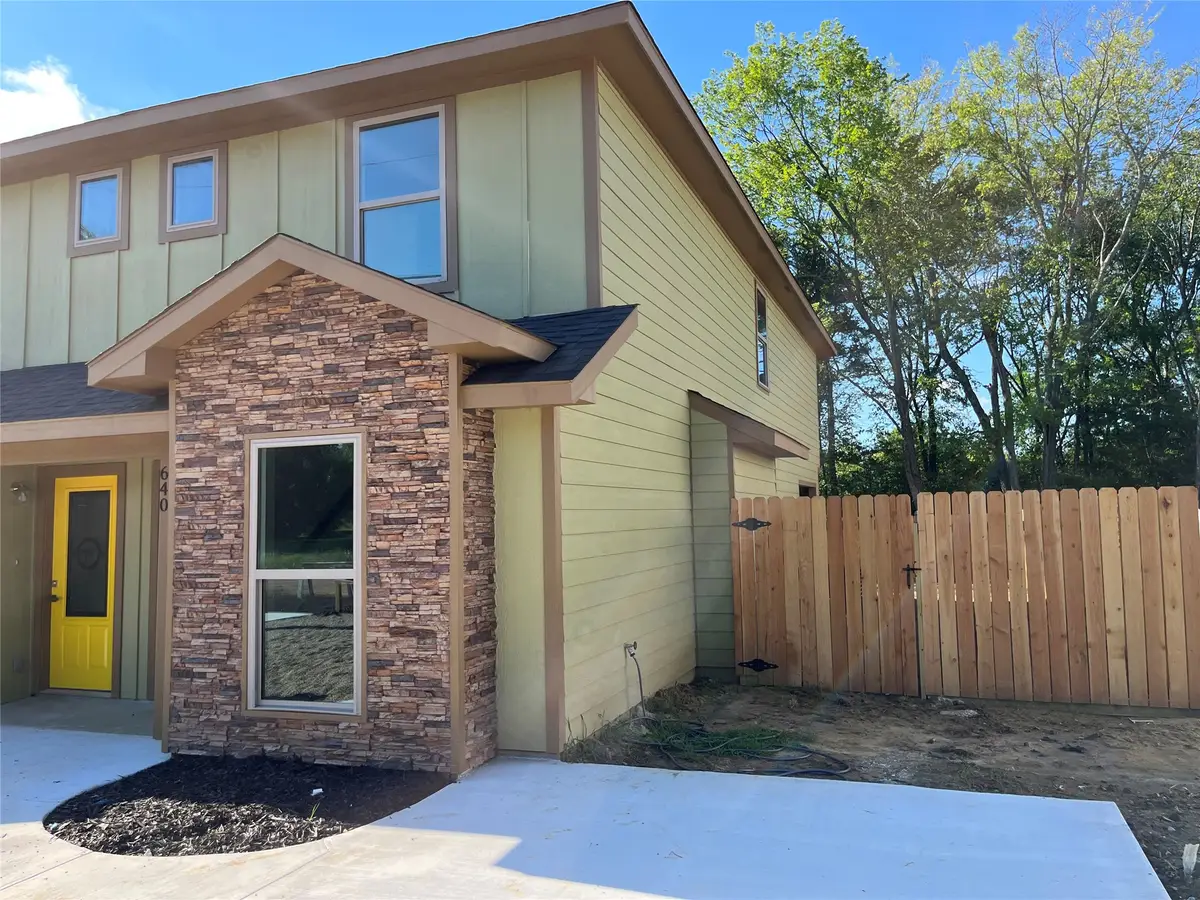 640-650 Sycamore Street, Paris, TX 75460 - #1