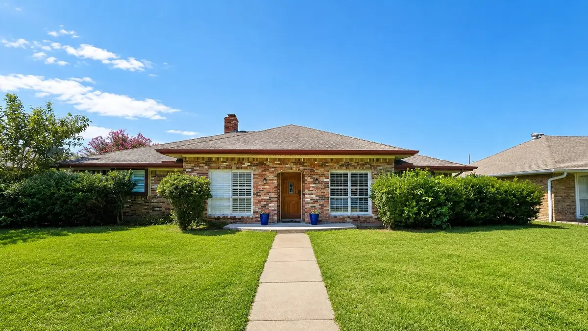 1912 Kentwood Lane, Carrollton, TX 75007 - #1