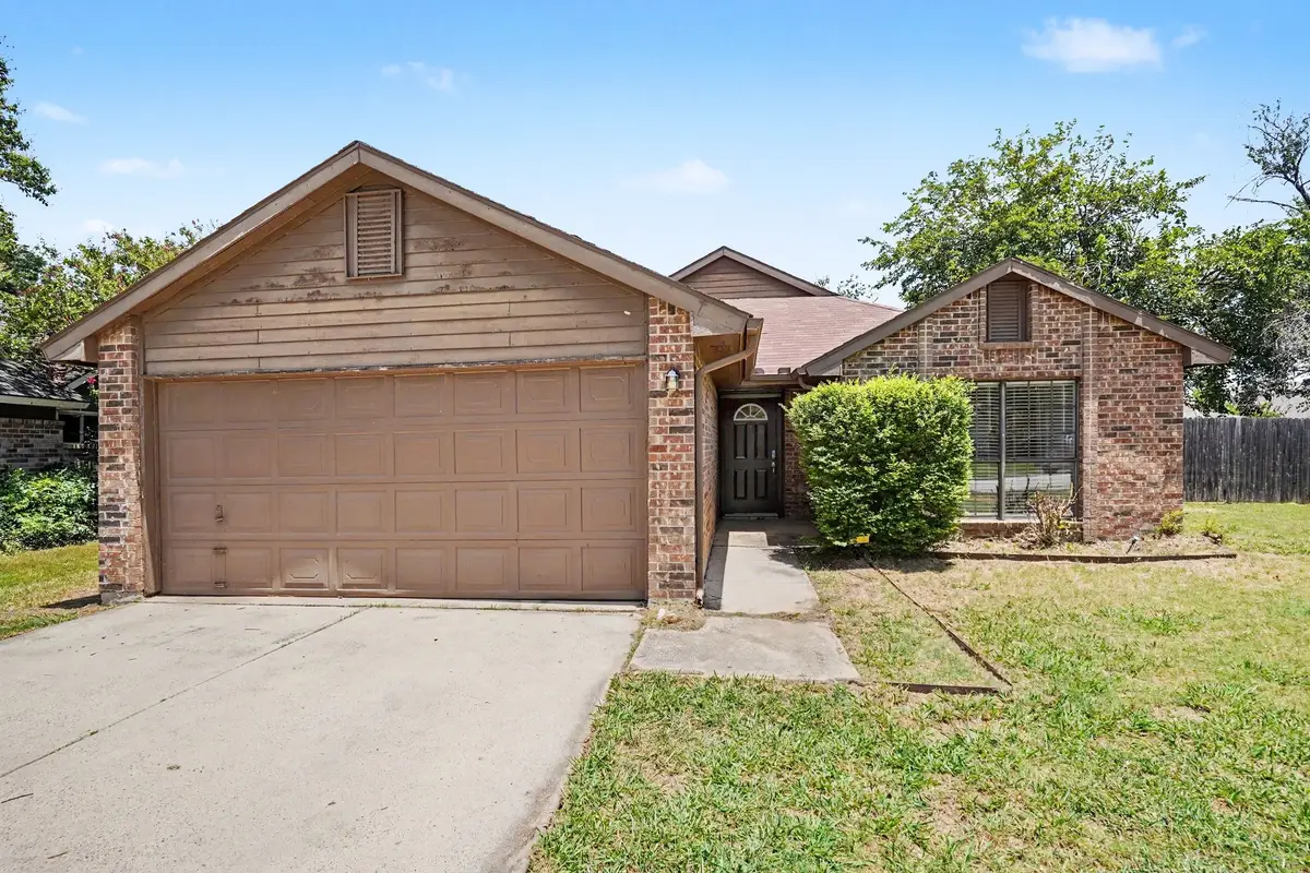 4245 Periwinkle Drive, Fort Worth, TX 76137 - #1