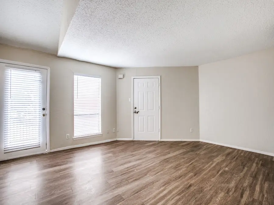 9839 Walnut Street #207, Dallas, TX 75243 - #3