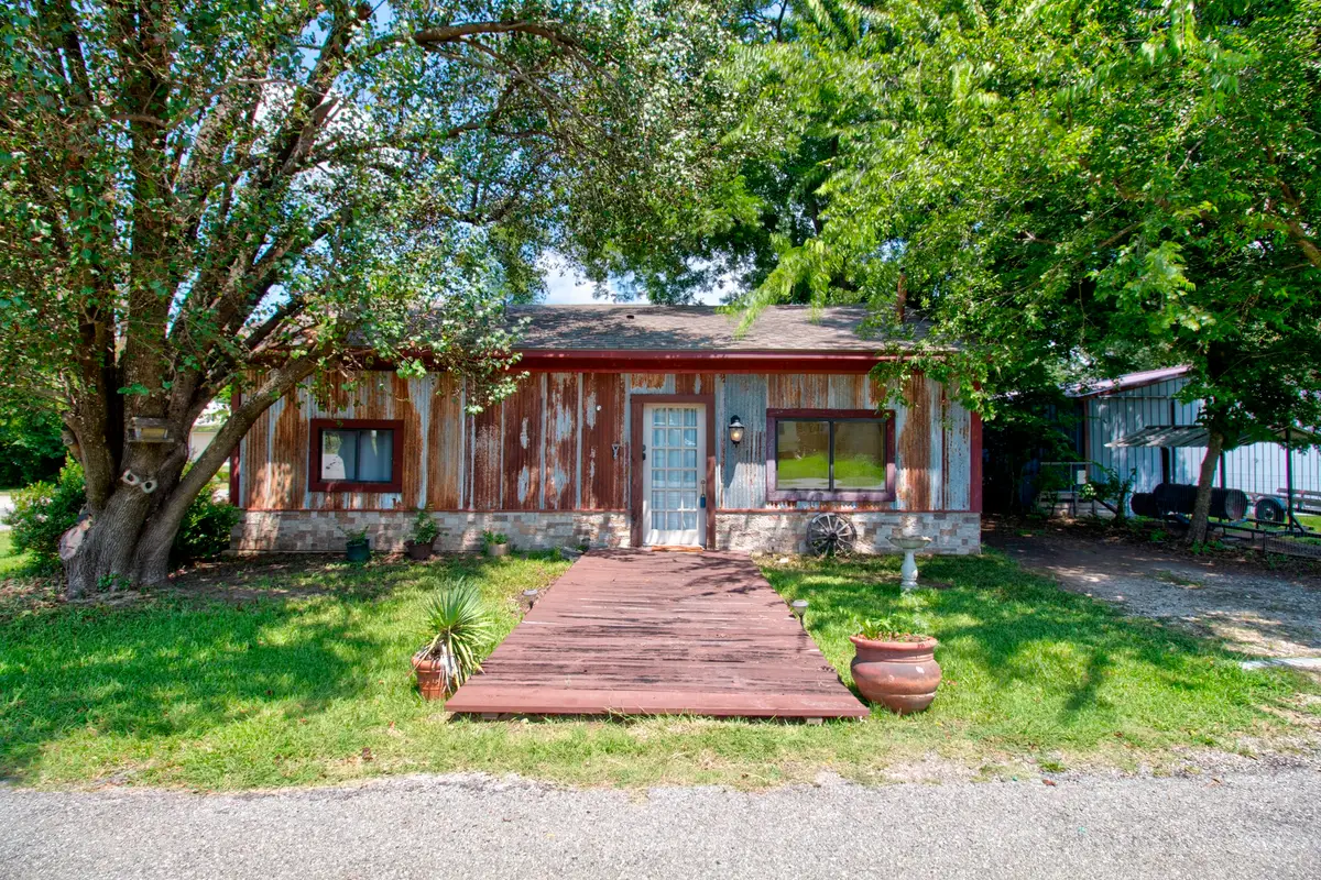 12 Old Shawnee Trail Drive, Gordonville, TX 76245 - #1