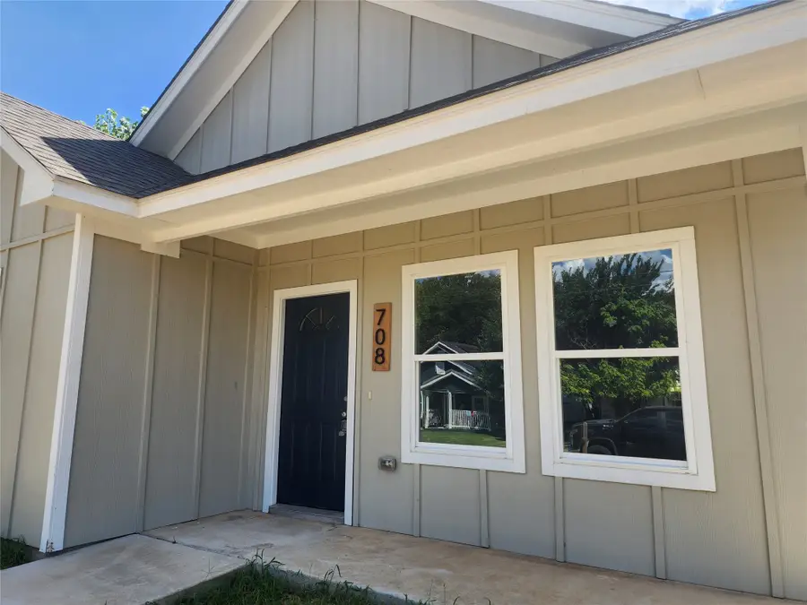 708 Elba Street, Bowie, TX 76230 - #2