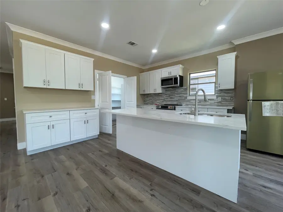 4313 Mountain Hollow Drive, Granbury, TX 76048 - #2