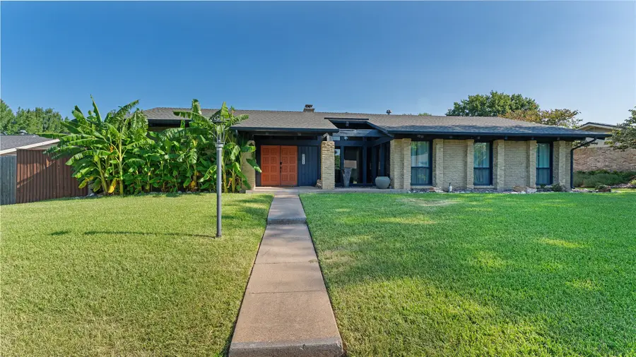 3711 Blue Trace Lane, Farmers Branch, TX 75244 - #2