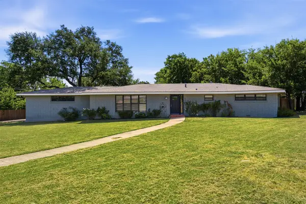 627 Bellaire Drive, Woodway, TX 76712