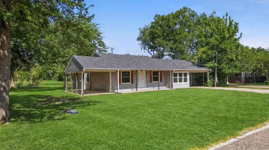 337 N 1st Street, Point, TX 75472 - #2