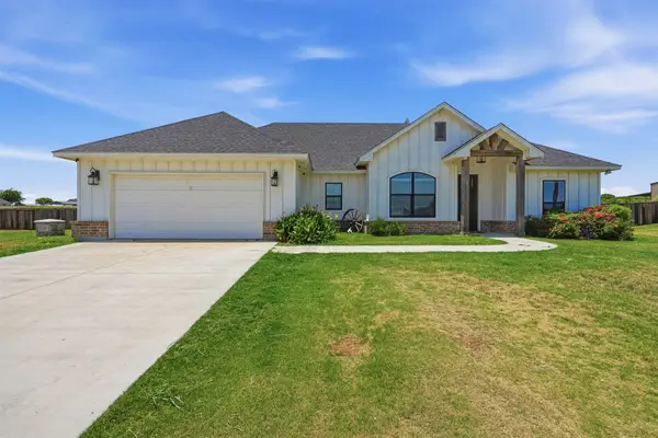 109 Stonegate Avenue, Weatherford, TX 76087