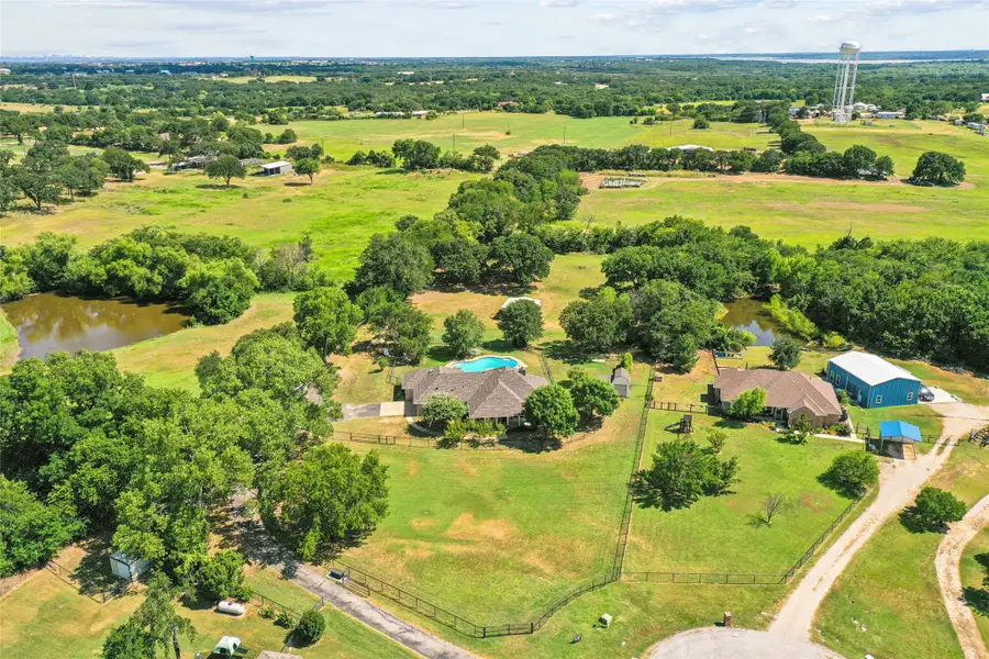 4797 Red Oak Circle, Aubrey, TX 76227 - #3