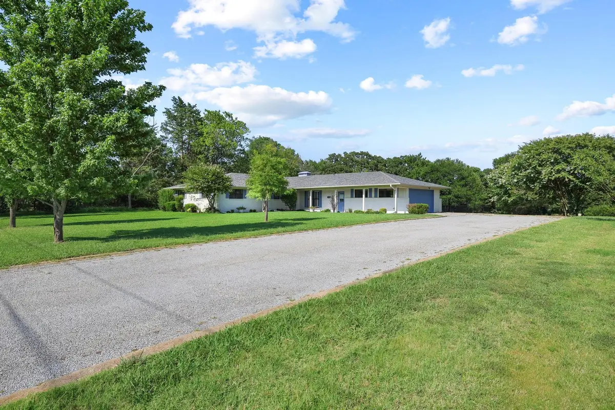 2200 S Lang Avenue, Denison, TX 75020 - #1