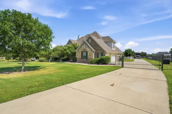 416 Lonesome Star Trail, Haslet, TX 76052
