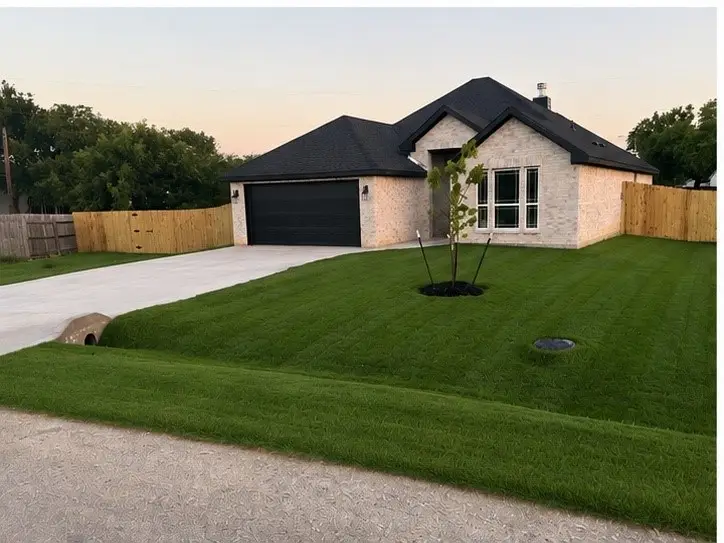 103 Virginia Drive, Palmer, TX 75152 - #1