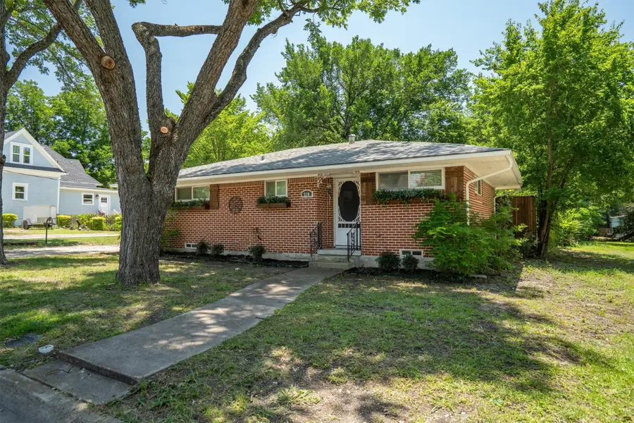 210 Hill Street, Farmersville, TX 75442 - #3