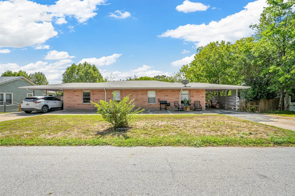 120 E Monterey Street, Denison, TX 75021 - #1