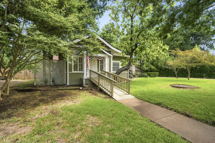 313 Corsicana Street, Hillsboro, TX 76645 - #2