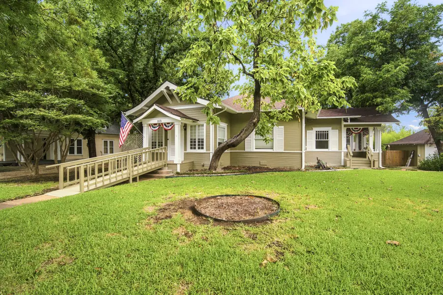 313 Corsicana Street, Hillsboro, TX 76645 - #3