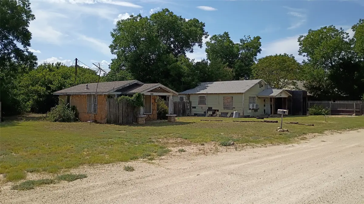 402 & 406 Elm Street, Clyde, TX 79510 - #1